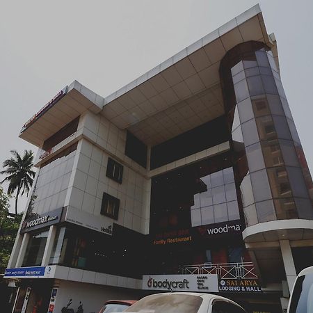 Hotel Capital O Sai Arya Residency Mangaluru Exterior foto