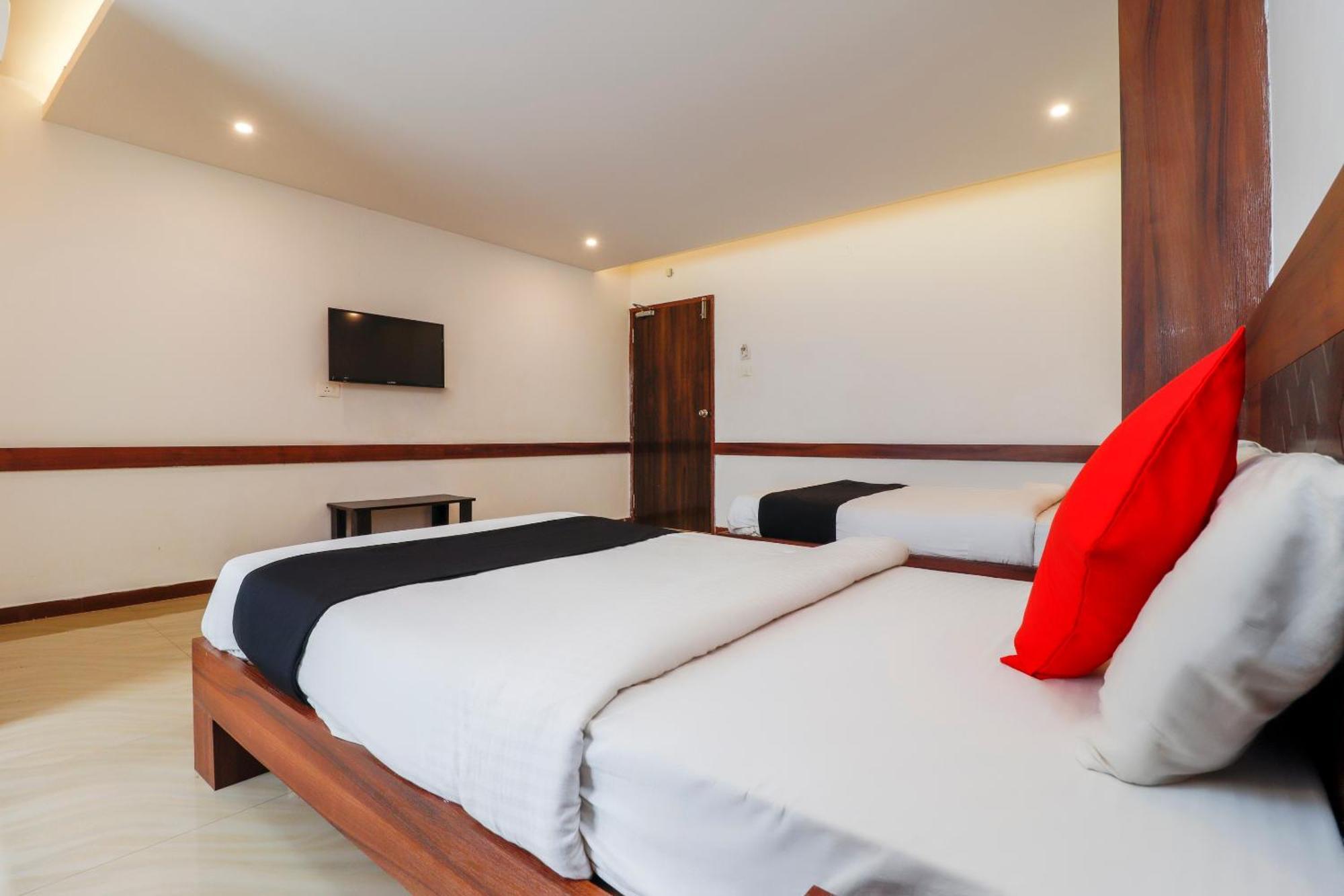 Hotel Capital O Sai Arya Residency Mangaluru Exterior foto