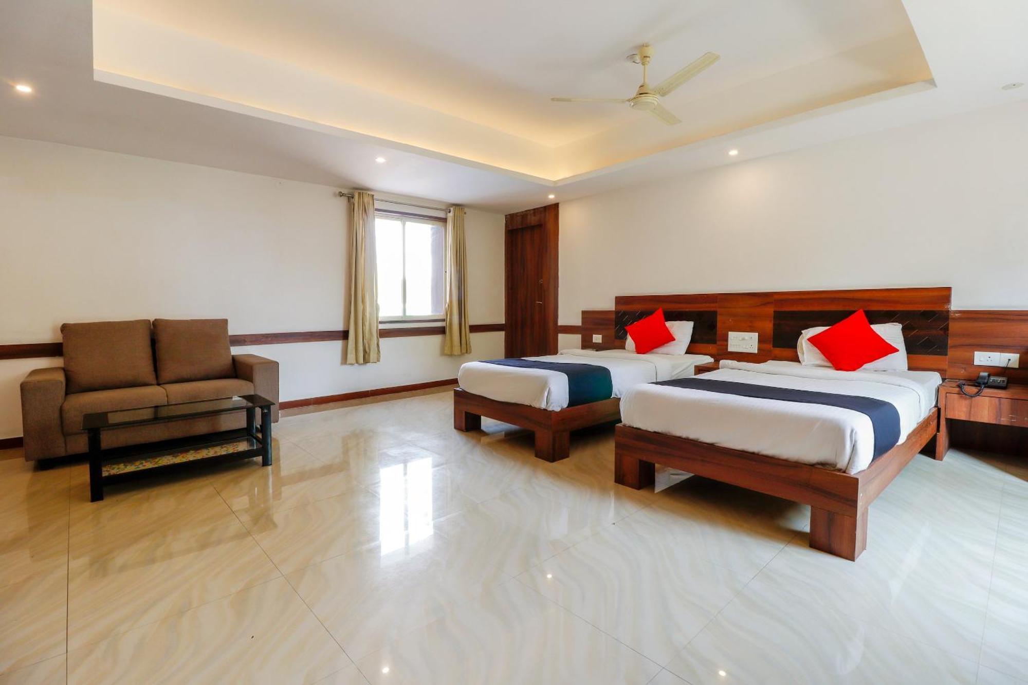 Hotel Capital O Sai Arya Residency Mangaluru Exterior foto