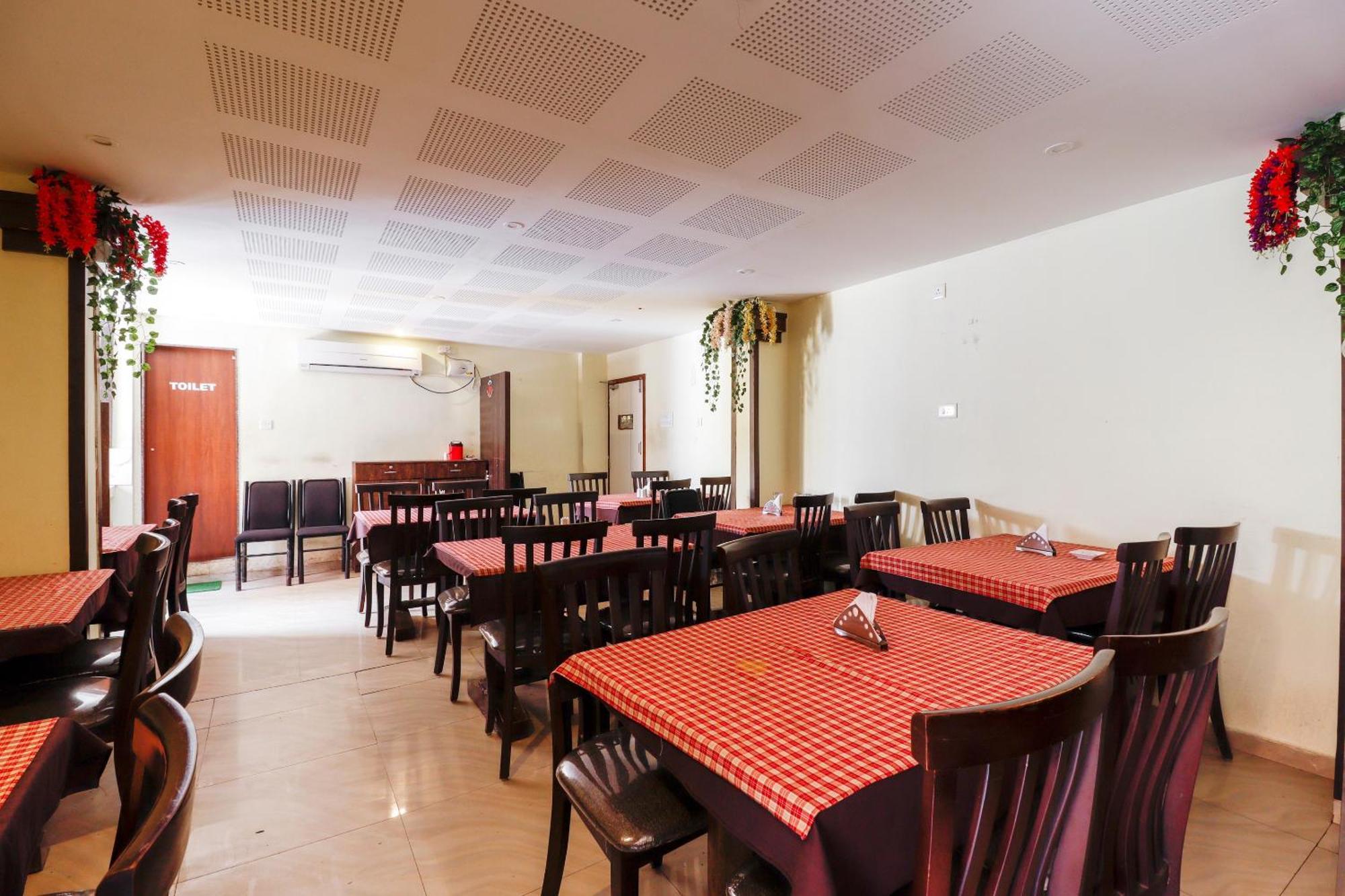 Hotel Capital O Sai Arya Residency Mangaluru Exterior foto