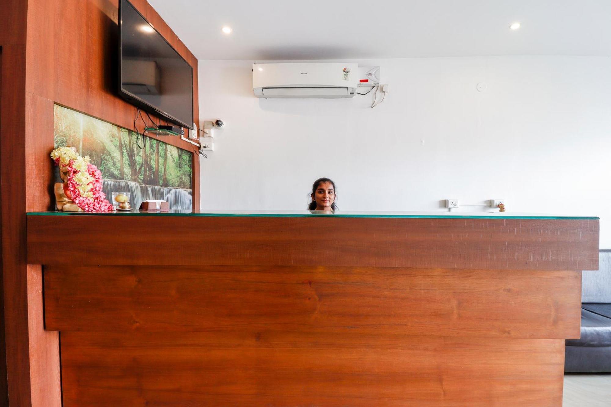 Hotel Capital O Sai Arya Residency Mangaluru Exterior foto