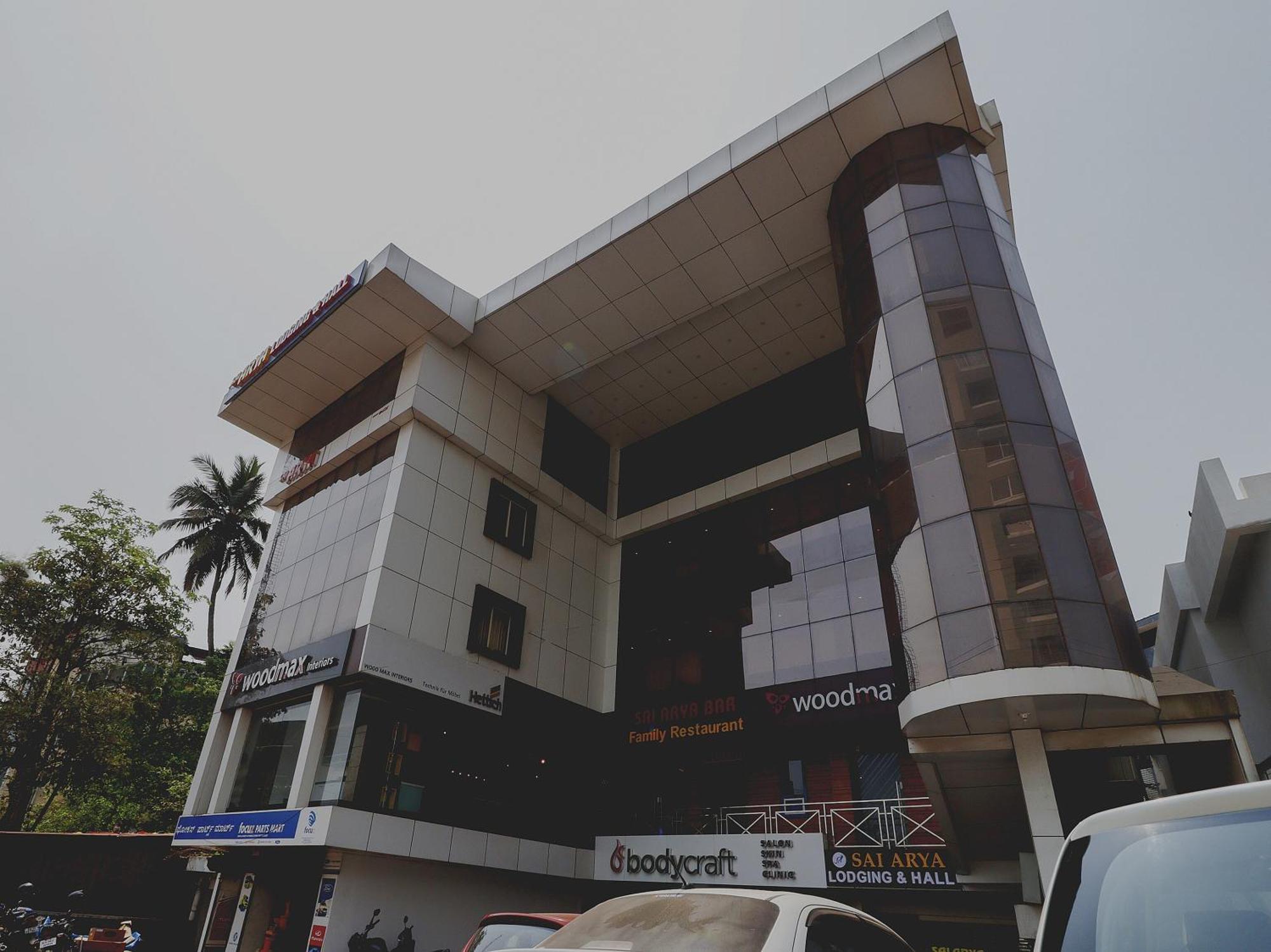 Hotel Capital O Sai Arya Residency Mangaluru Exterior foto